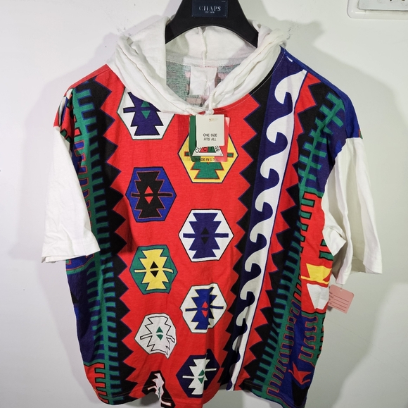 NWT Vintage 90's Aztec Tribal Patterned Short Sleeve Hoodie Shirt! - Picture 1 of 6